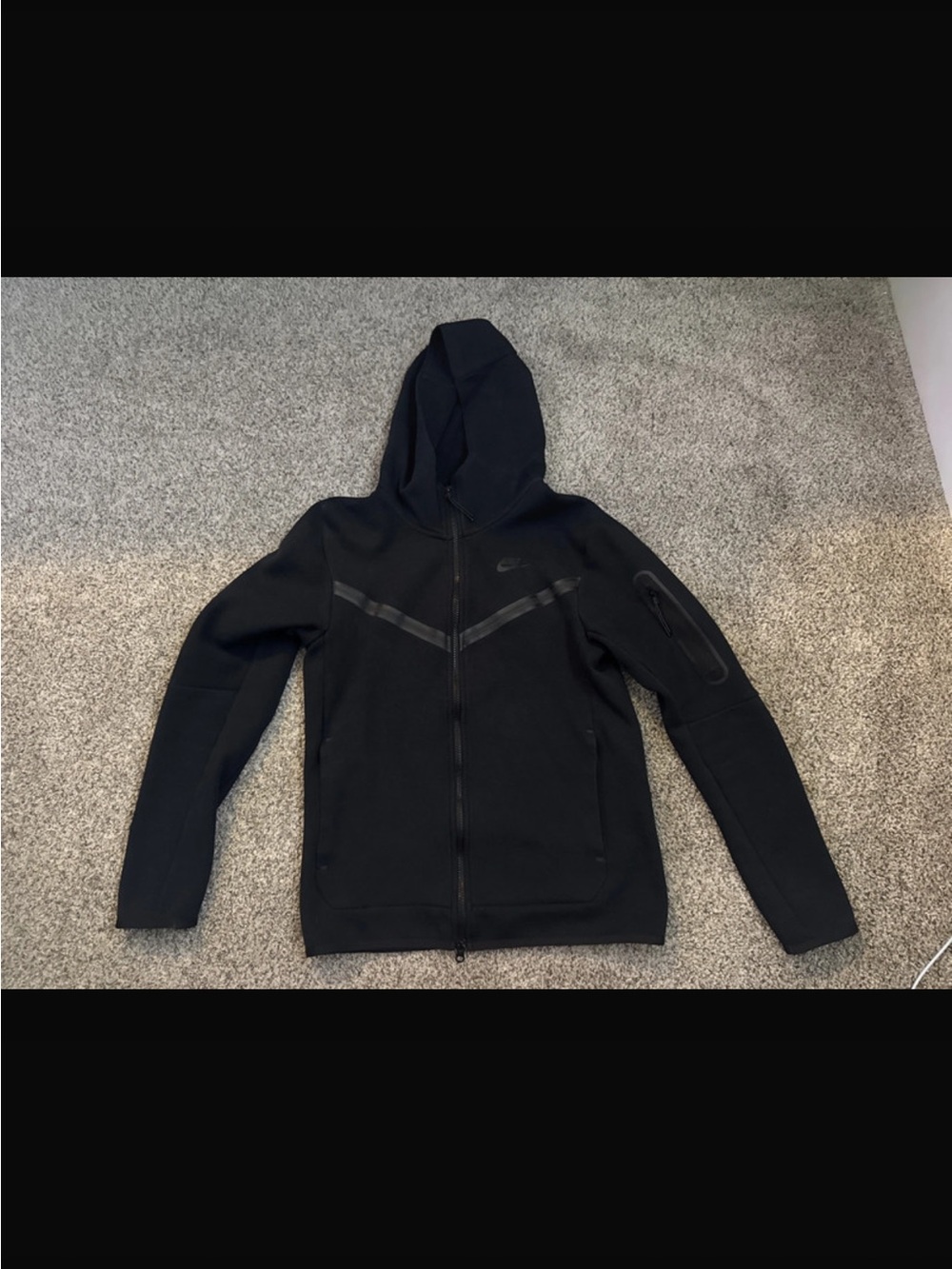 Mens Nike Sportswear Tech Fleece Full-Zip Hoodie in Black/Black
